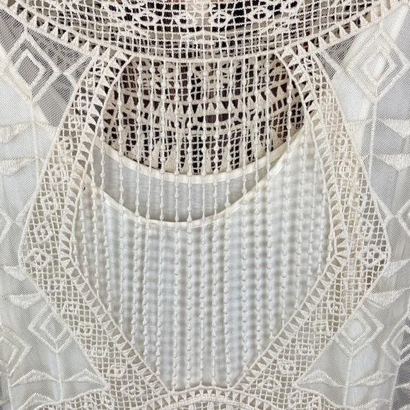 Beautiful Ella Moss Cream Colored Crochet  Dress - Size M/L - Picture 6 of 13